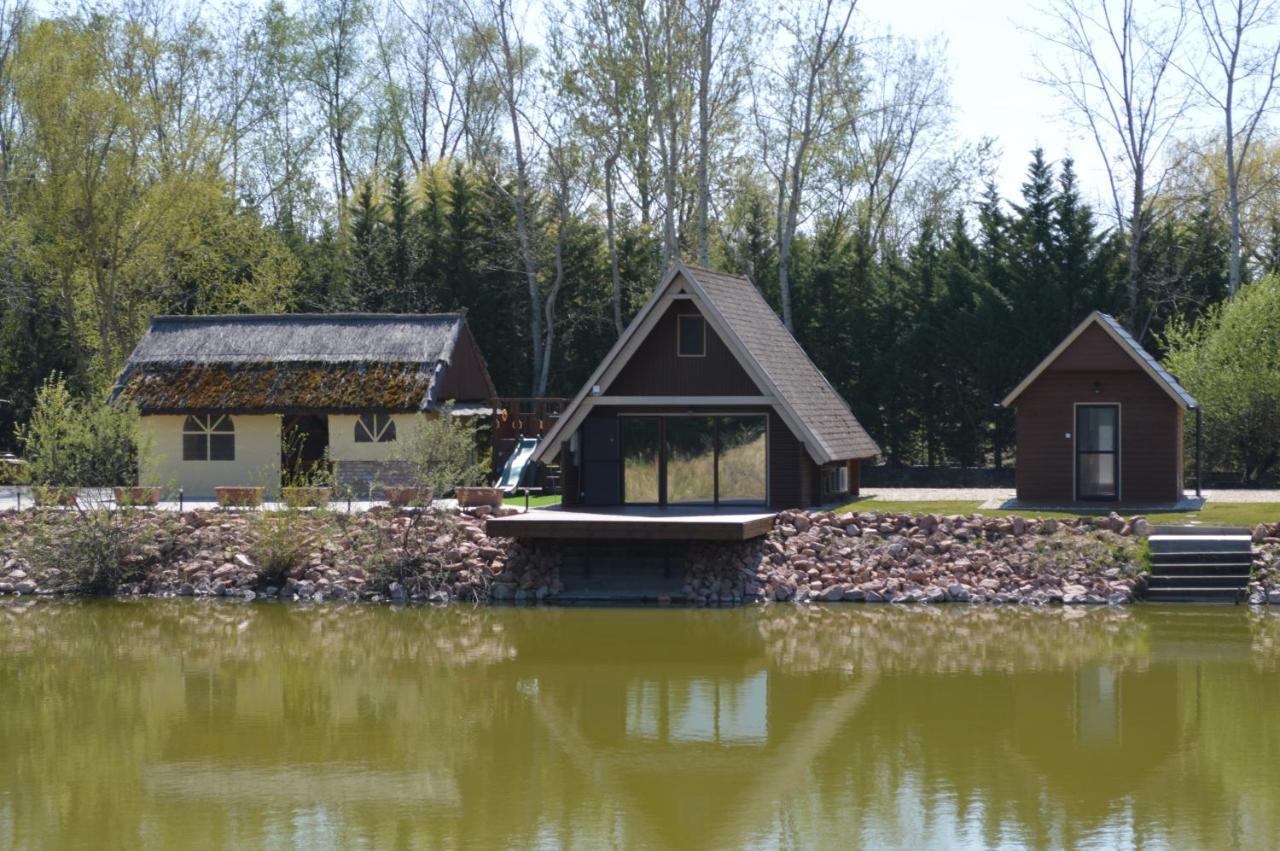 Intertranscoop Lake House Vámosszabadi Eksteriør bilde