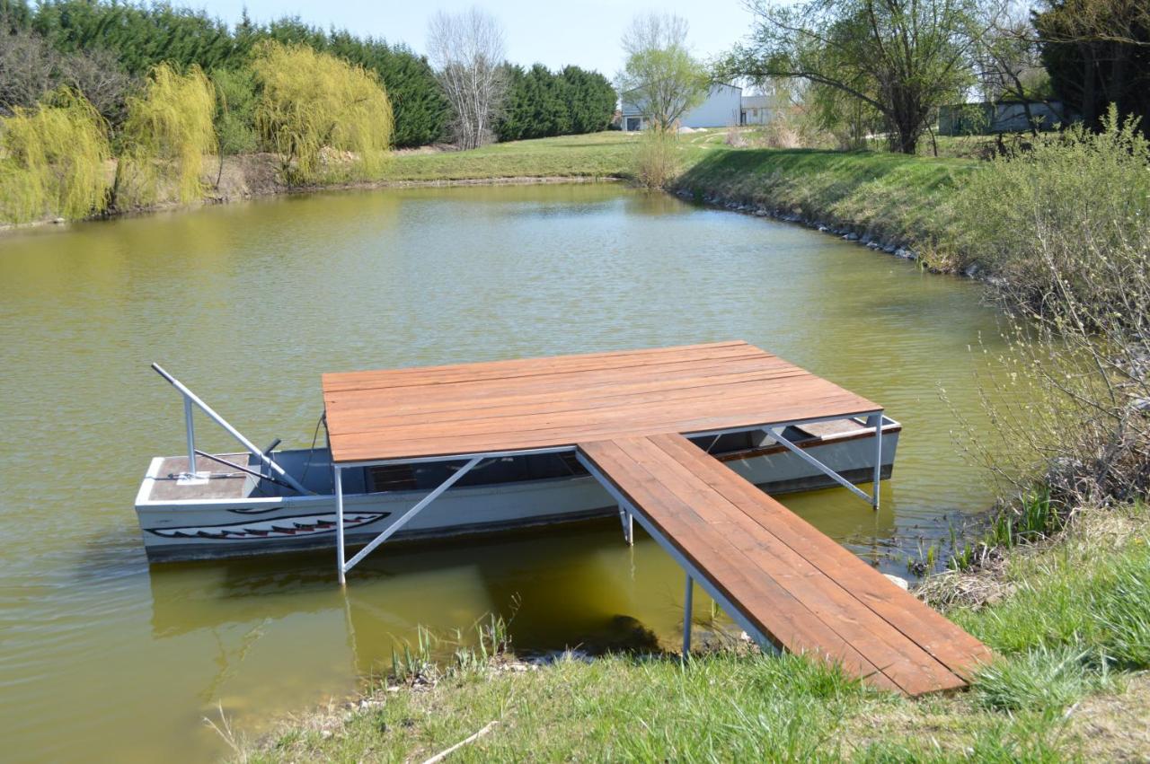 Intertranscoop Lake House Vámosszabadi Eksteriør bilde